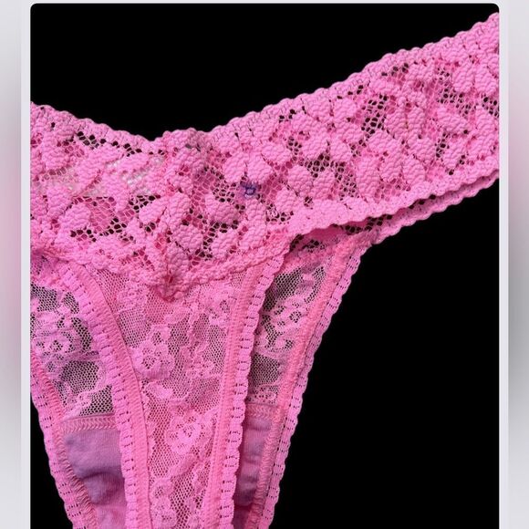 Victoria's Secret ultimate stretch lace One Size Fits All Thong Panty Pink - Picture 3 of 5